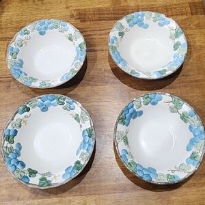 Metlox Poppytrail Sculptured Grape Bowls 8" (4)